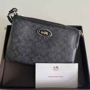 Authentic Coach wristlet